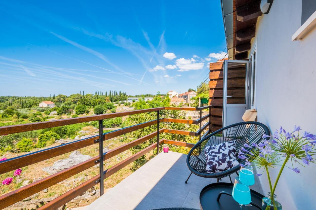 Le Petit 2 Apartment Cilipi Ngoại thất bức ảnh